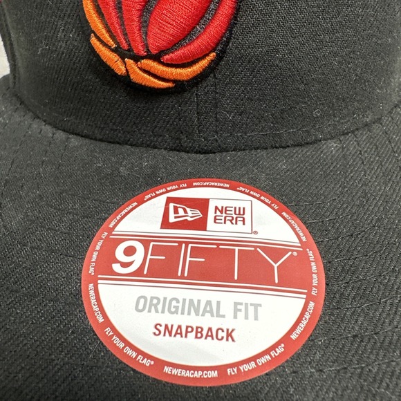 Miami Heat NBA New Era 9FIFTY Classic Snapback Hat Black Red basketball hat NBA - Picture 2 of 10
